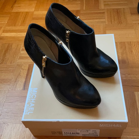 Michael Kors York Platform bootie - Picture 1 of 8